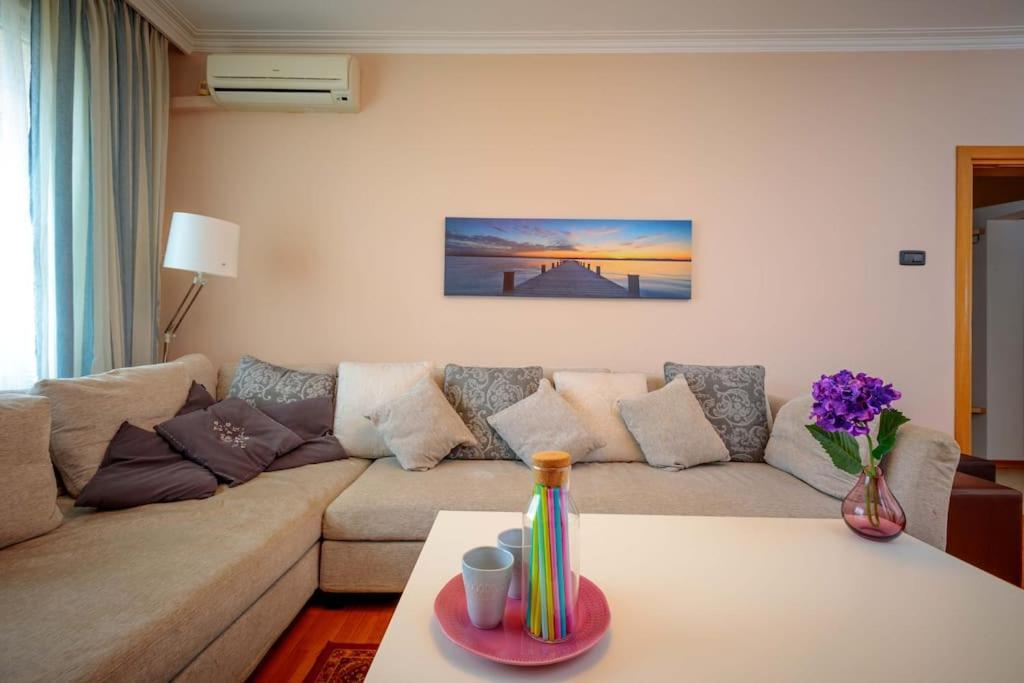 صوفيا Green Apartment - Top Location, Near City Center! المظهر الخارجي الصورة