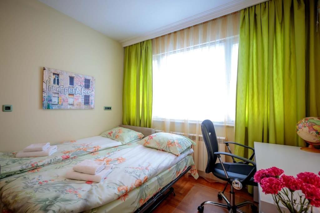 صوفيا Green Apartment - Top Location, Near City Center! المظهر الخارجي الصورة